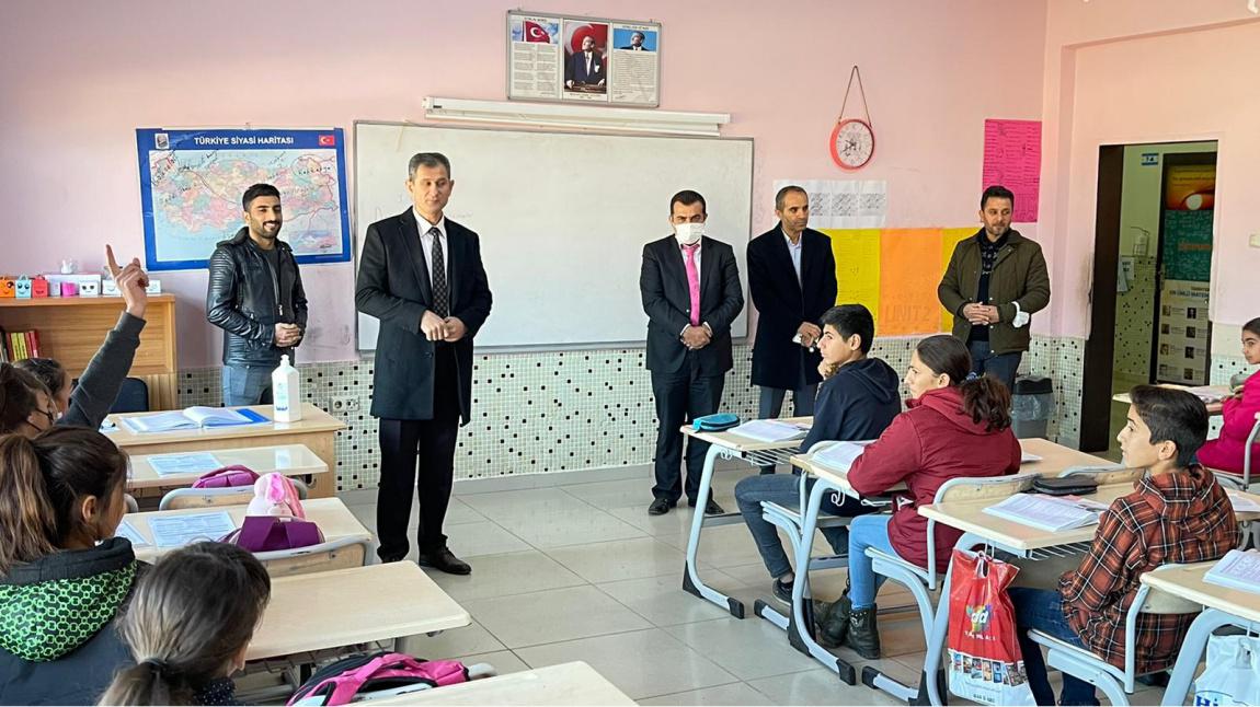 Milli Eğitim Müdürü Sayın Abdulkadir Altay Okulumuzu Ziyaret Etti